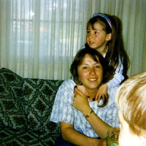 Meet your Posher, Suzanne